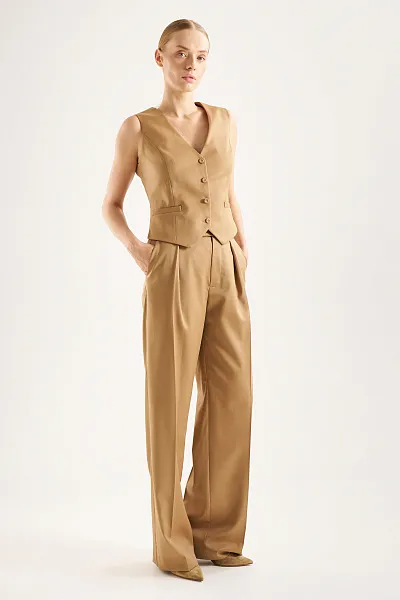 Брюки свободного кроя 