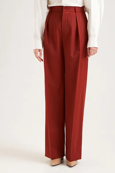 Брюки свободного кроя