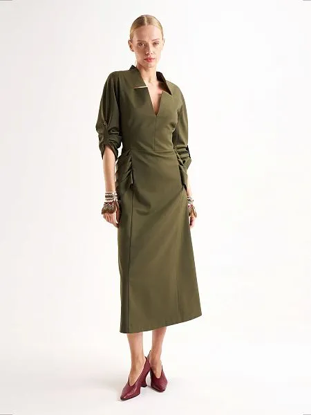 Платье миди с фигурной драпировкой