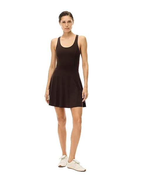 Теннисное платье