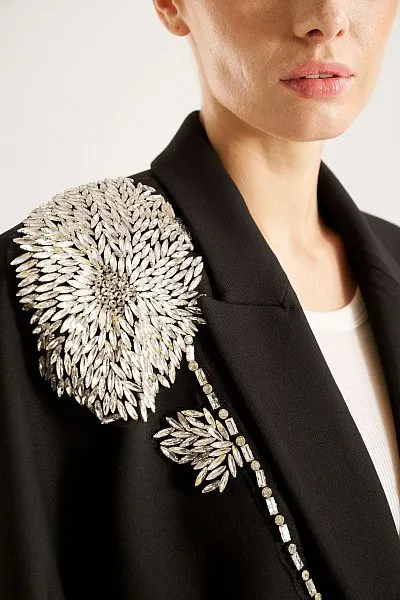 Двубортный пиджак с вышивкой
