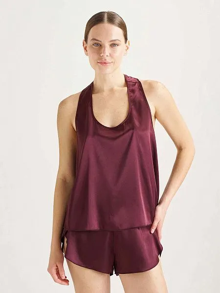 Шорты с разрезами