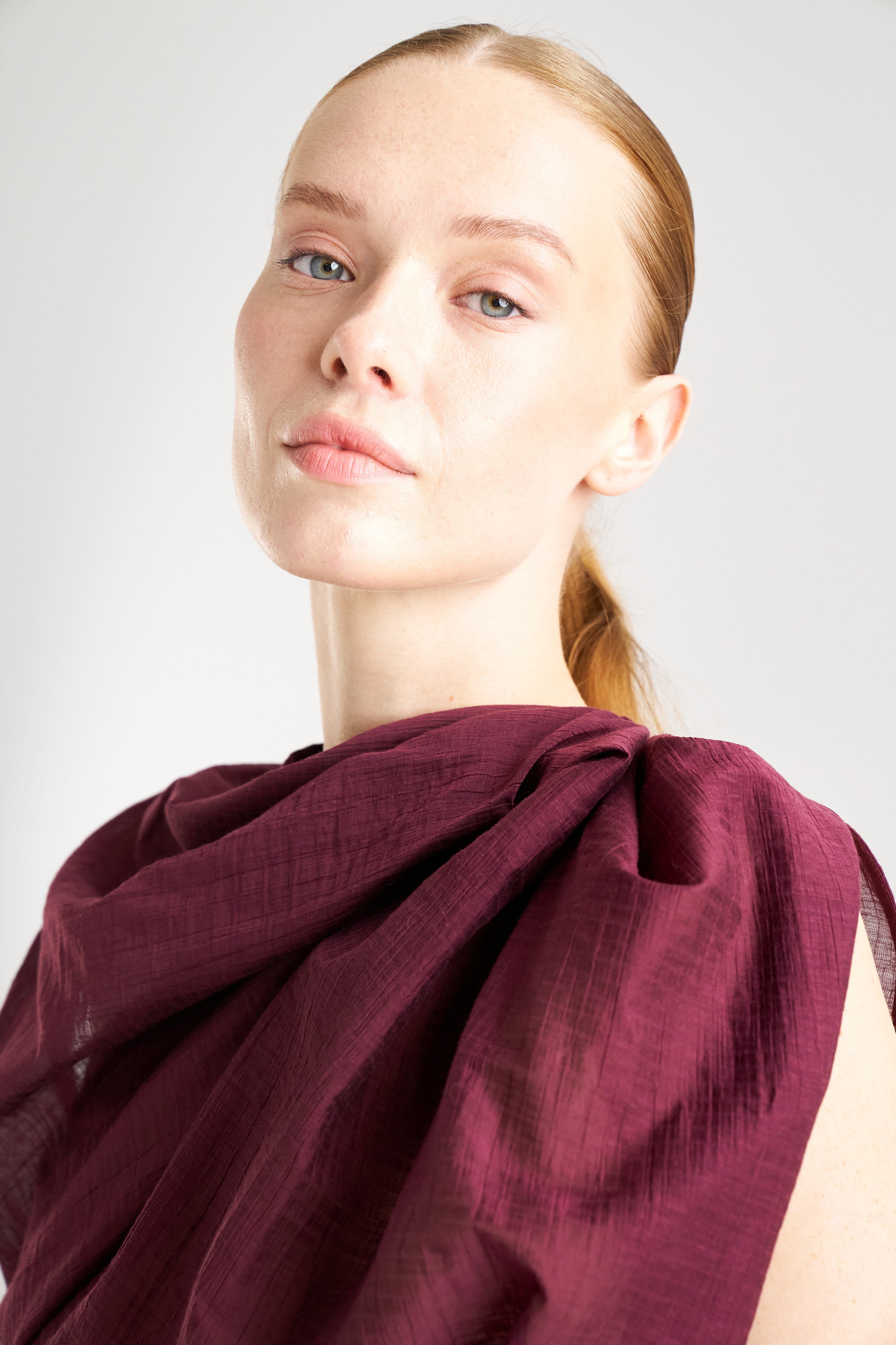 картинка Асимметричный топ от Polina Repik Wear