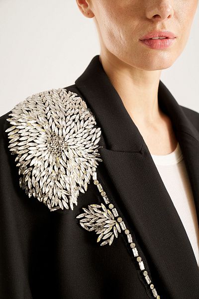 Двубортный пиджак с вышивкой